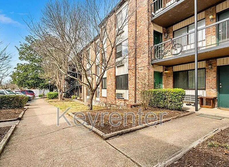 Condo for rent at 2718 Painter Ave #C101, Knoxville, TN 37919