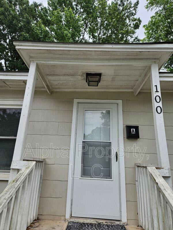 Apartment for rent at 100 Darlington Ave #A, Greenville, SC 29609