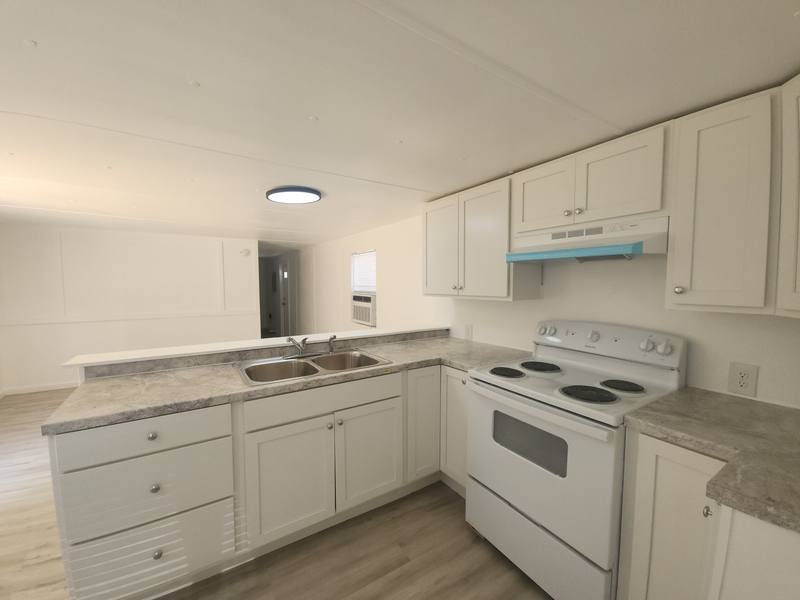 Apartment for rent at 678 Denton Blvd #10, Fort Walton Beach, FL 32547