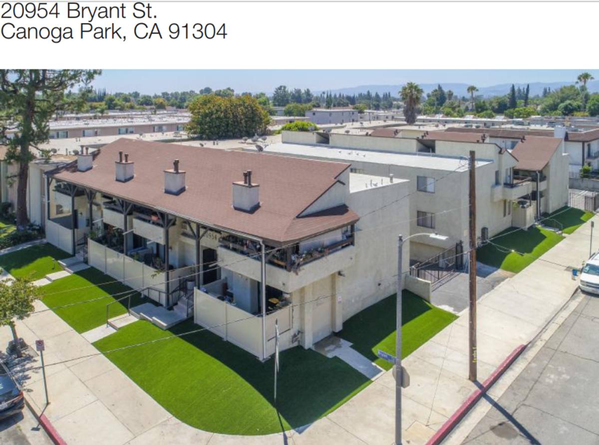 Apartment for rent at 20954 Bryant St, Canoga Park, CA 91304