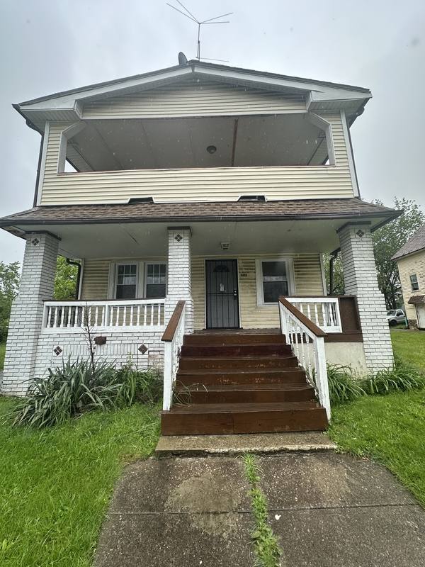 Apartment for rent at 3586 E 144th St #DOWNSTAIRS, Cleveland, OH 44120