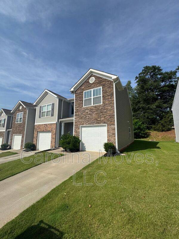 Townhouse for rent at 405 Sea Grit Court, Greer, SC 29650