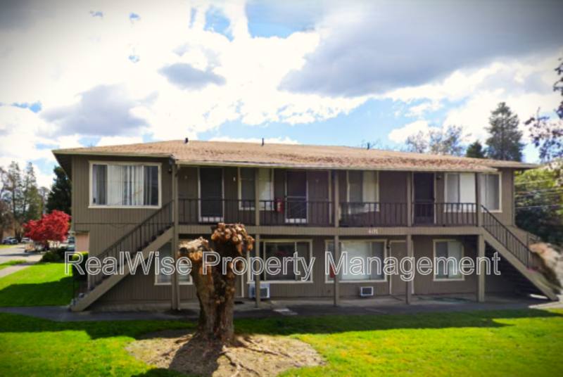 Apartment for rent at 401 SE 9th St #D, Grants Pass, OR 97526