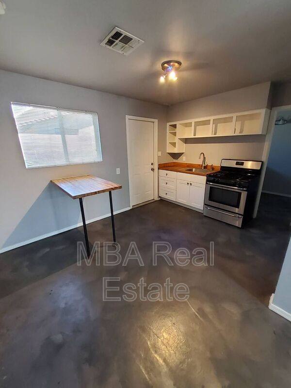 Condo for rent at 3427 N 12th Place #6, Phoenix, AZ 85014