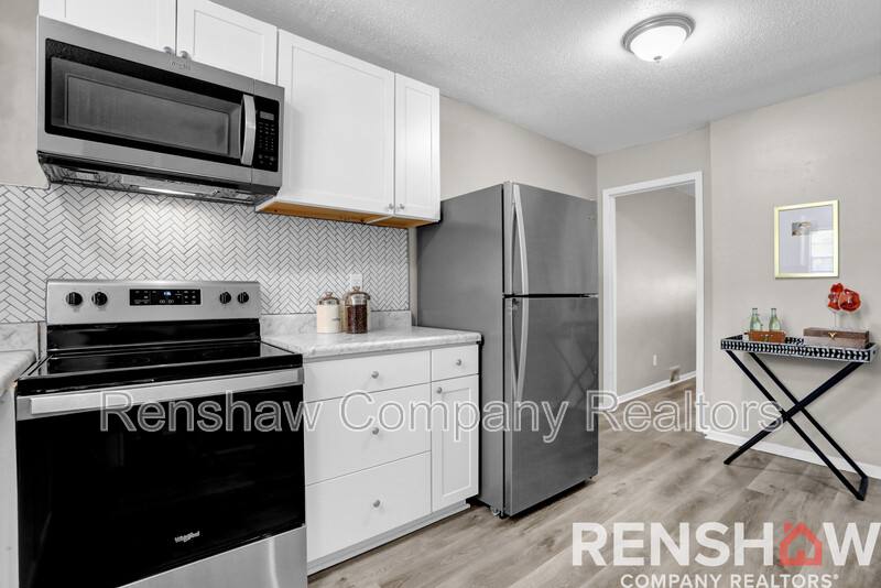 Townhouse for rent at 3659 Chateau Rhodes Circle, Memphis, TN 38111