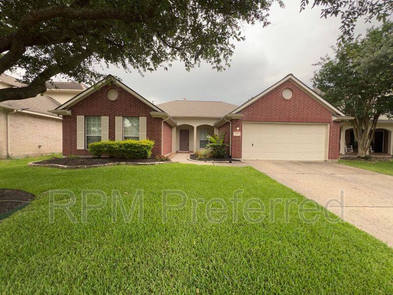 House for rent at 2407 Daneswood Court, Spring, TX 77388