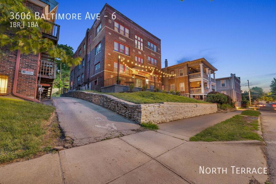 Apartment for rent at 3606 Baltimore Ave #2, Kansas City, MO 64111