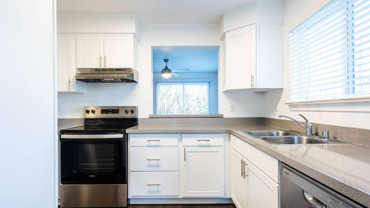 Townhouse for rent at 12506 16th St NE, Lake Stevens, WA 98258