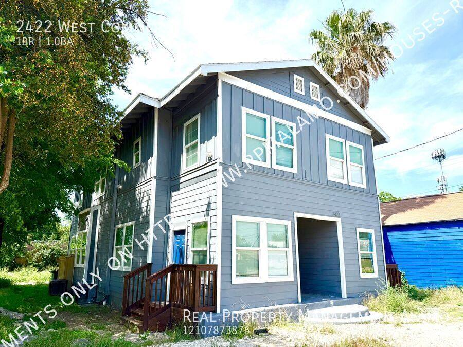 Apartment for rent at 2422 W Commerce St #1, San Antonio, TX 78207