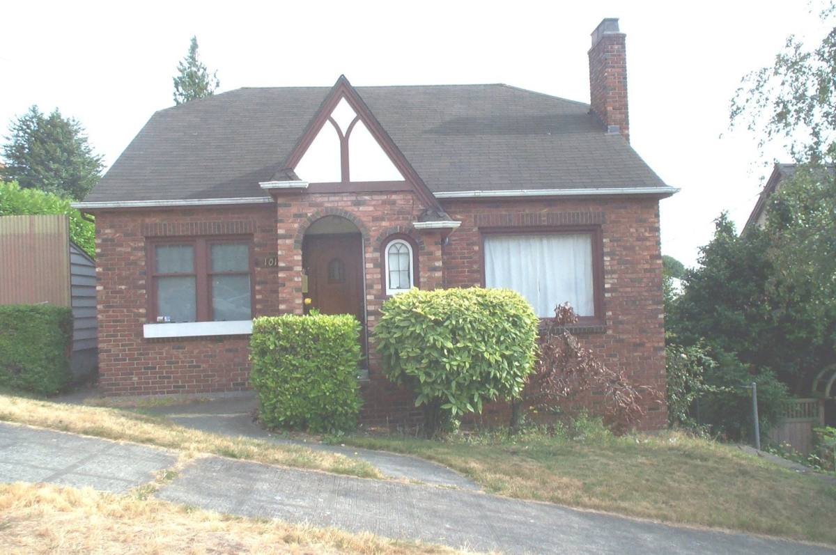 House for rent at 1015 W Fulton St, Seattle, WA 98119