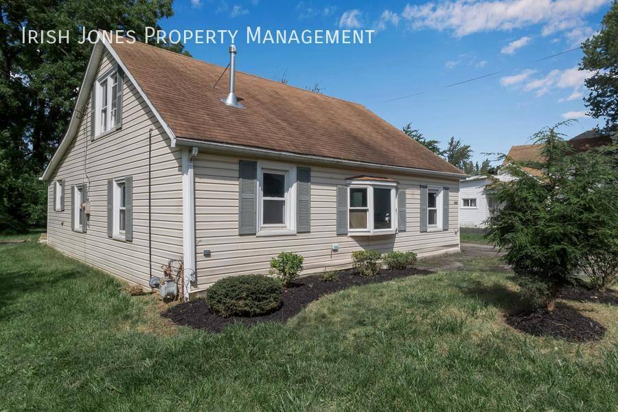 House for rent at 3660 Ransomville Rd, Ransomville, NY 14131