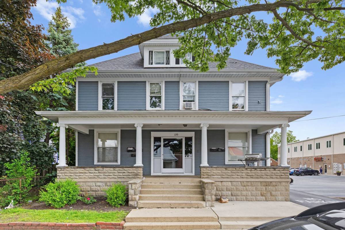 Apartment for rent at 120 N Prospect, Bowling Green, OH 43402