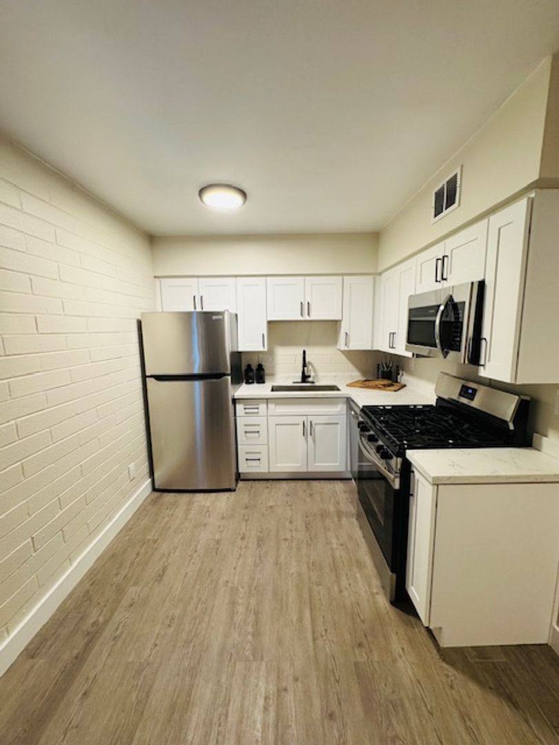 Apartment for rent at 150 E Hardy Rd, Tucson, AZ 85704