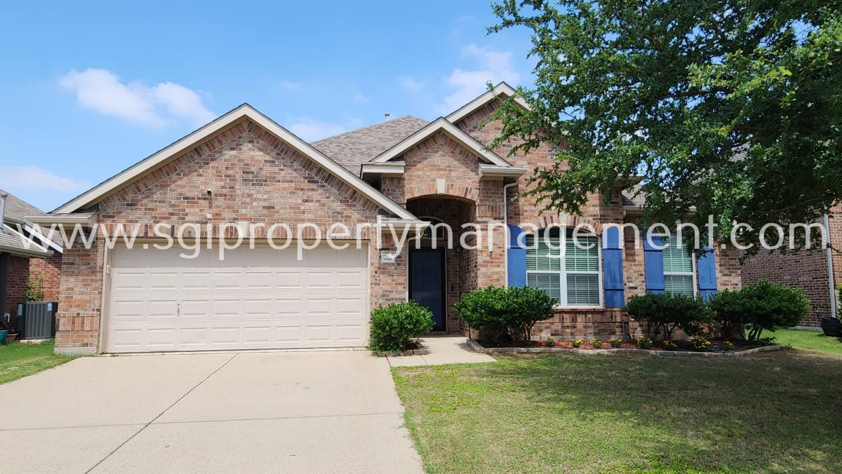 House for rent at 4013 Dellman Dr, Roanoke, TX 76262