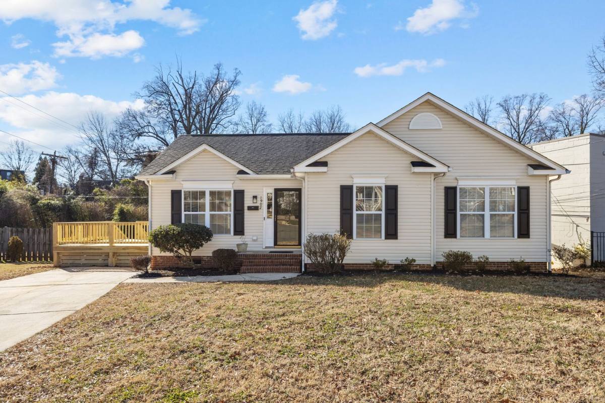 House for rent at 1902 Baxter St, Charlotte, NC 28204