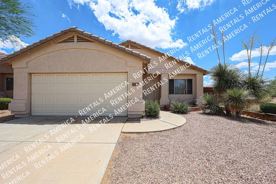 House for rent at 6437 W Saddlehorn Rd, Phoenix, AZ 85083