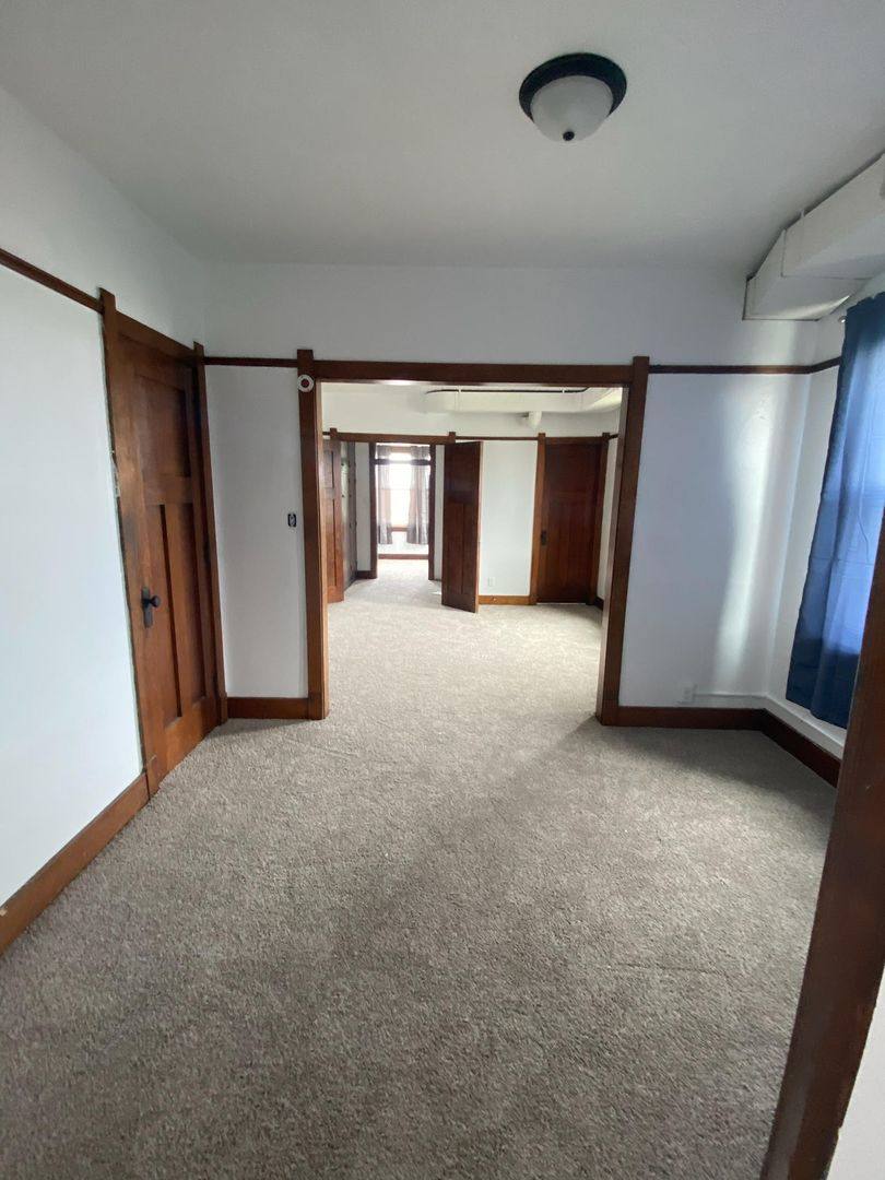 Apartment for rent at 201 N 2nd Ave, Marshalltown, IA 50158
