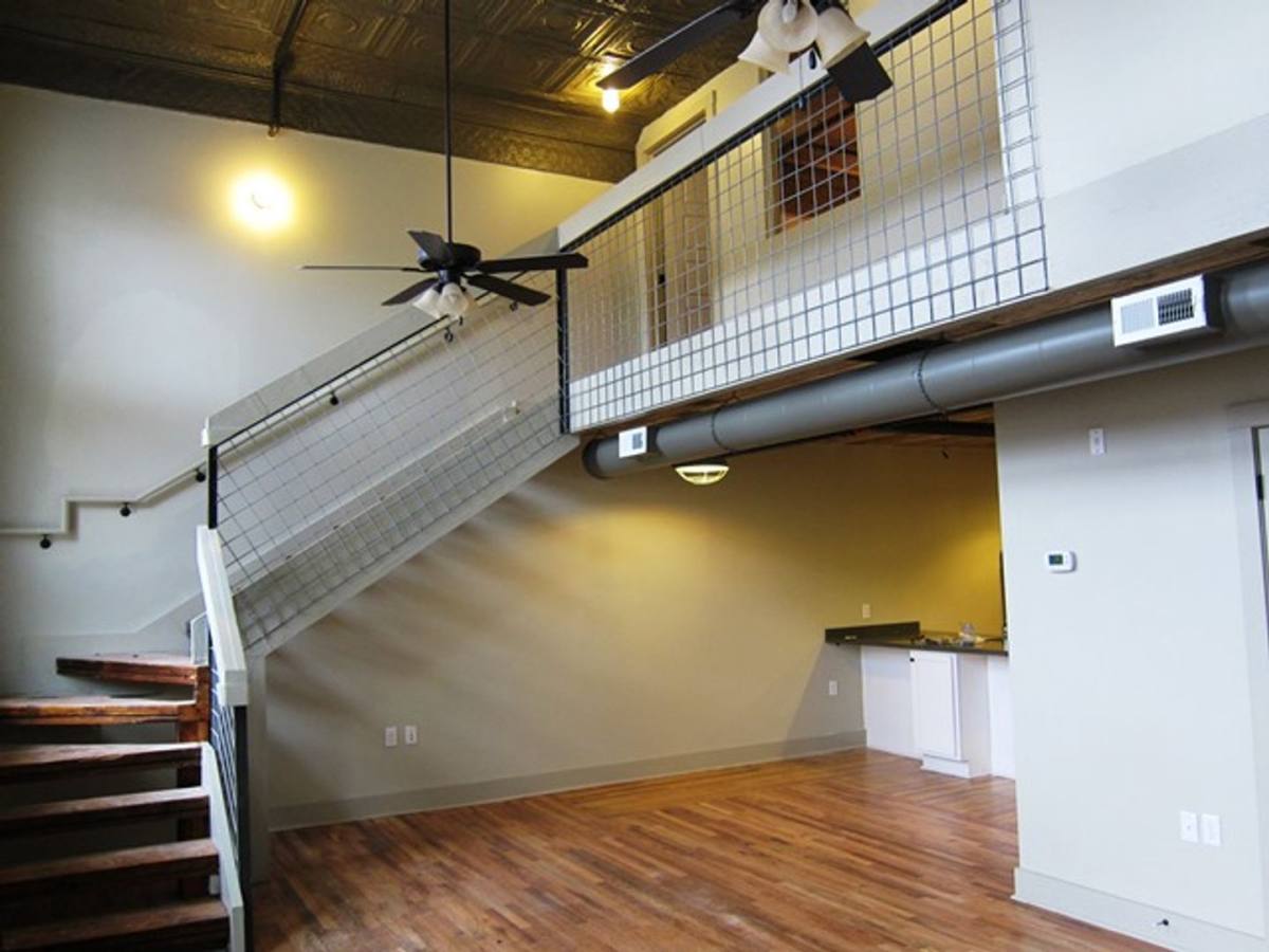 Apartment for rent at 215-H Nash St, Wilson, NC 27893