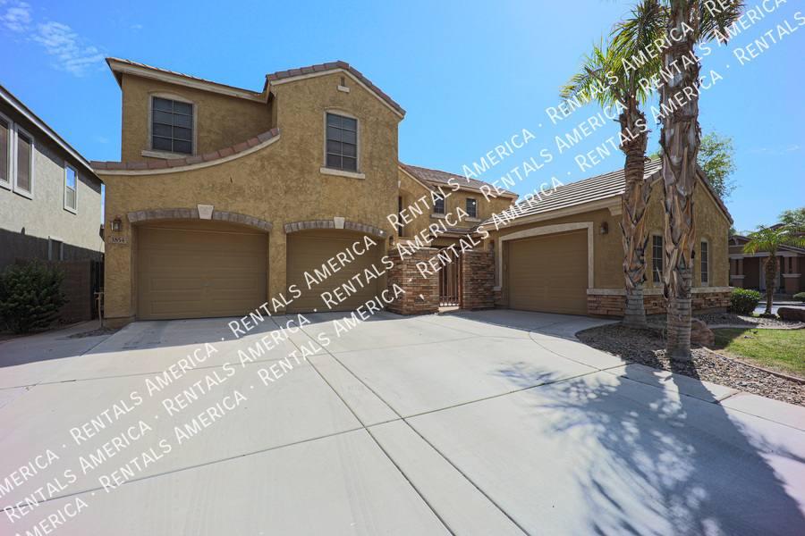 House for rent at 3854 E Parkview Dr, Gilbert, AZ 85295