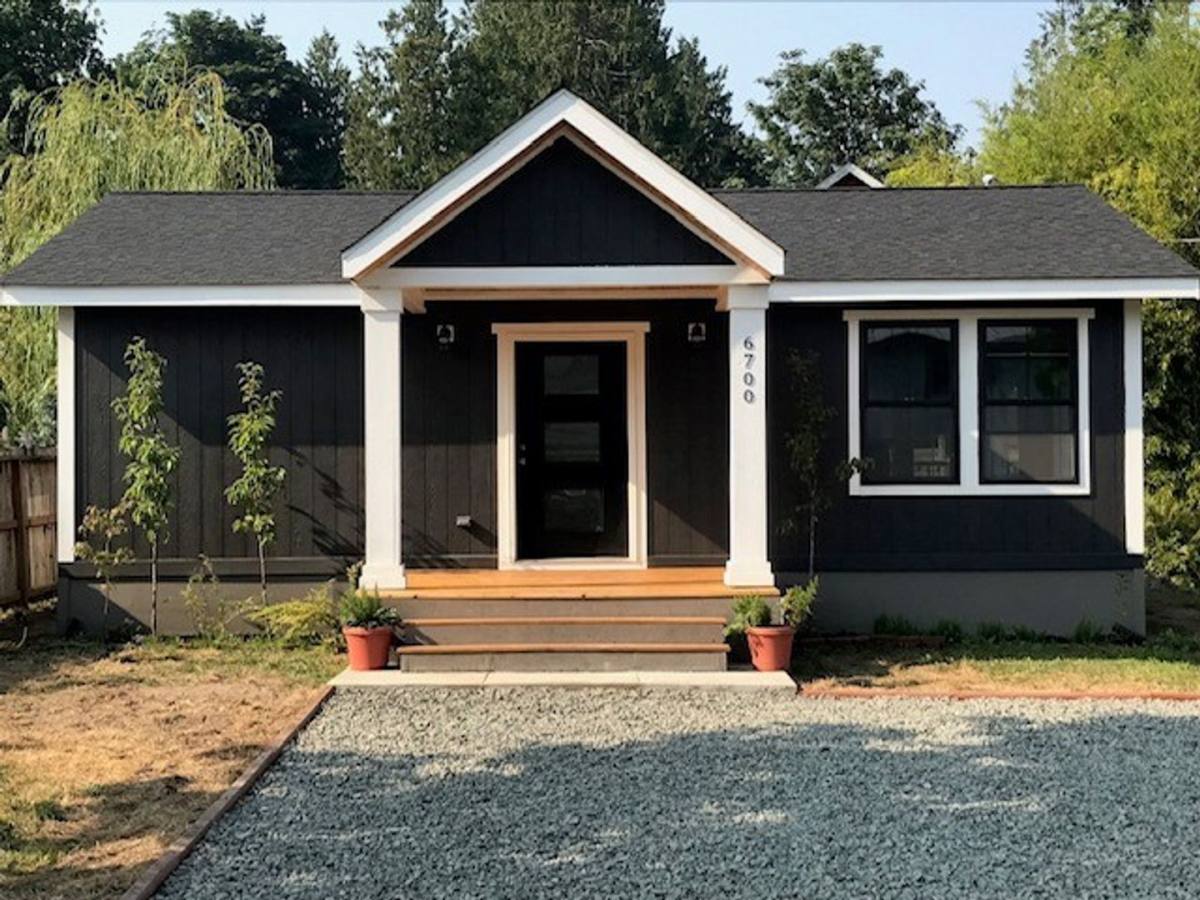 House for rent at 6700 NE Geneva St, Suquamish, WA 98392