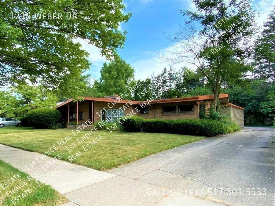 House for rent at 1216 Weber Dr, Lansing, MI 48912