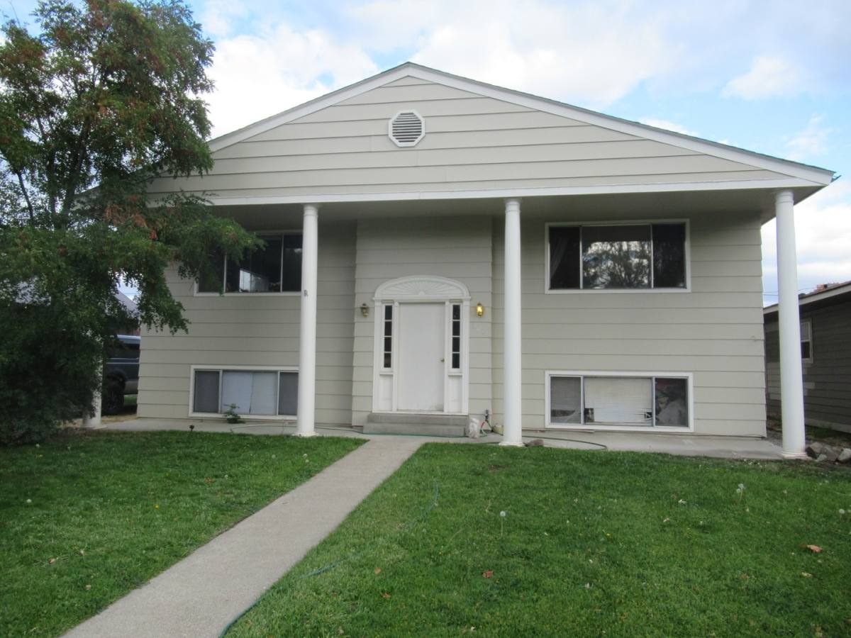 Apartment for rent at 208 S Pine St, Ellensburg, WA 98926