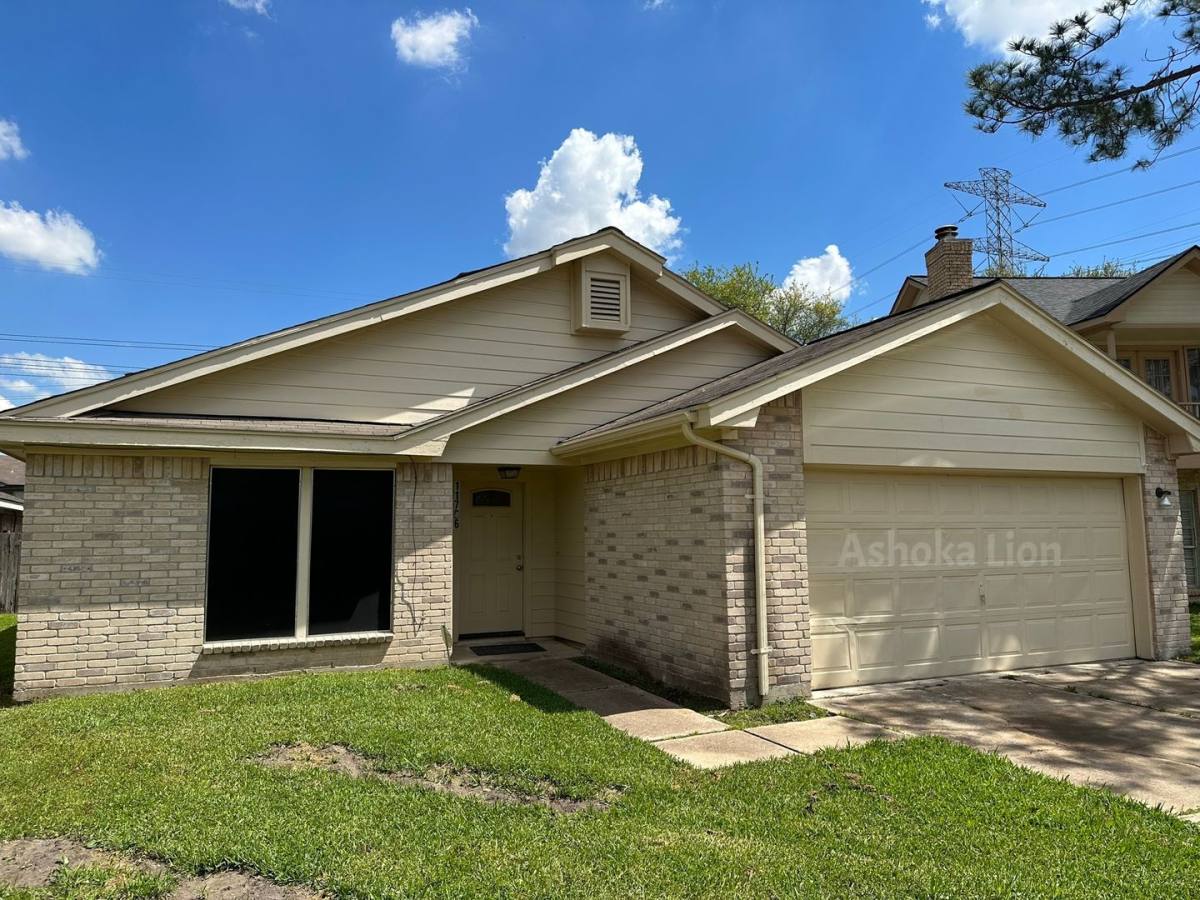 House for rent at 11706 Spring Grove Dr, Houston, TX 77099