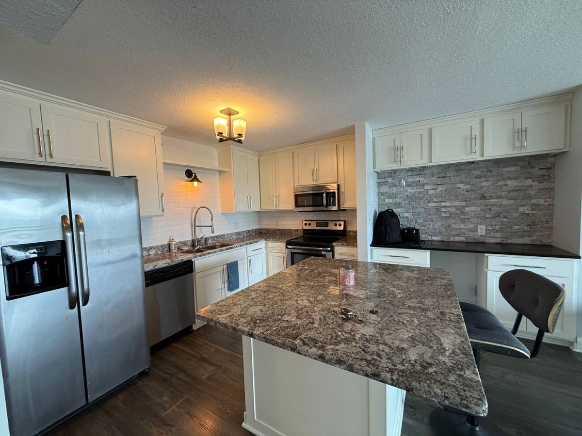 Apartment for rent at 26 W 10th St, Saint Paul, MN 55102
