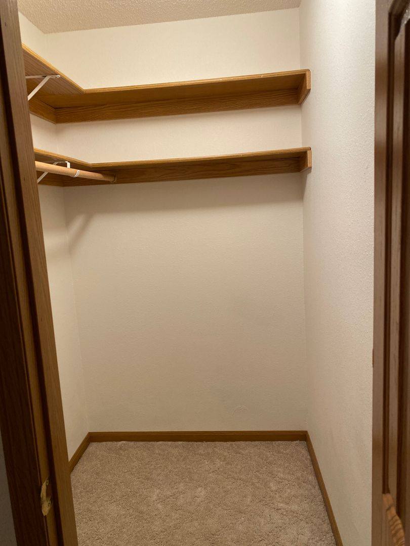 Apartment for rent at 1600 Mapleton Ave, Bismarck, ND 58503