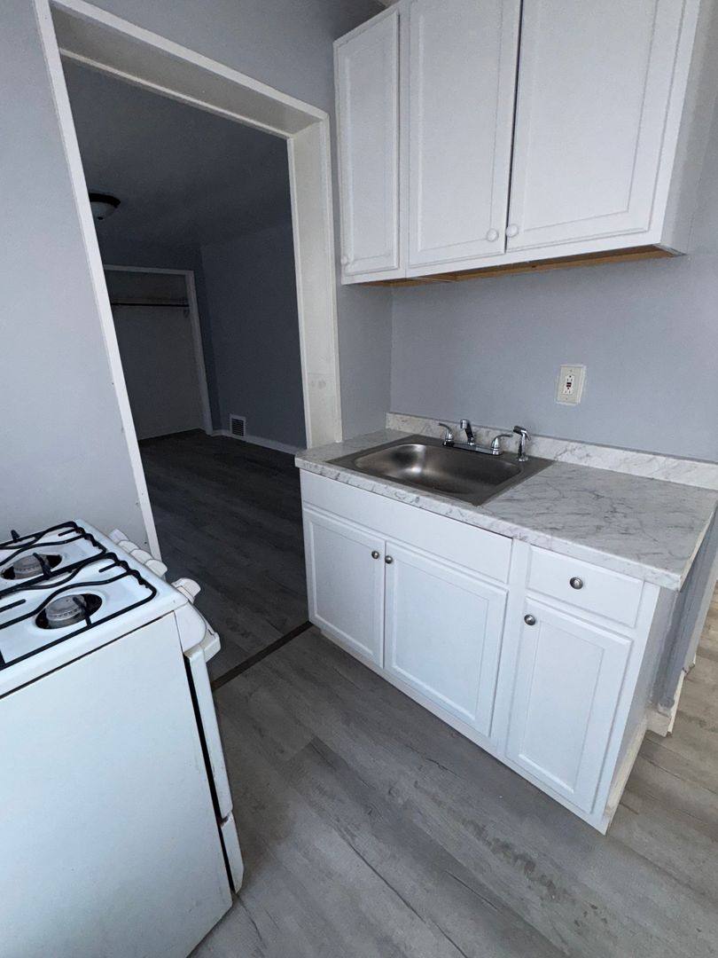 Apartment for rent at 35641 Brush St, Wayne, MI 48184