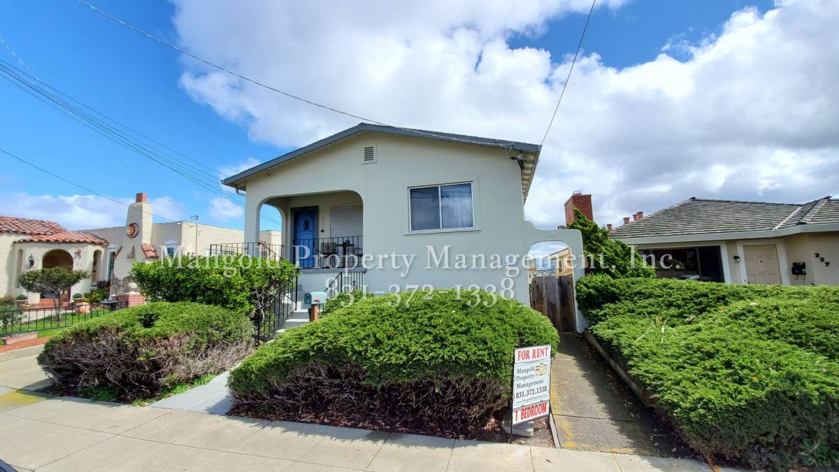 Apartment for rent at 219 Watson St, Monterey, CA 93940