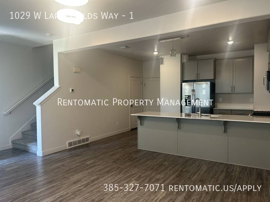 Townhouse for rent at 1029 W Lapis Fields Way #1, Riverton, UT 84065