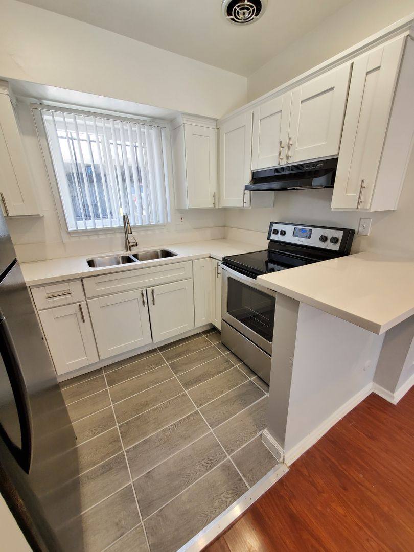 Apartment for rent at 139 S Ave, Los Angeles, CA 90042