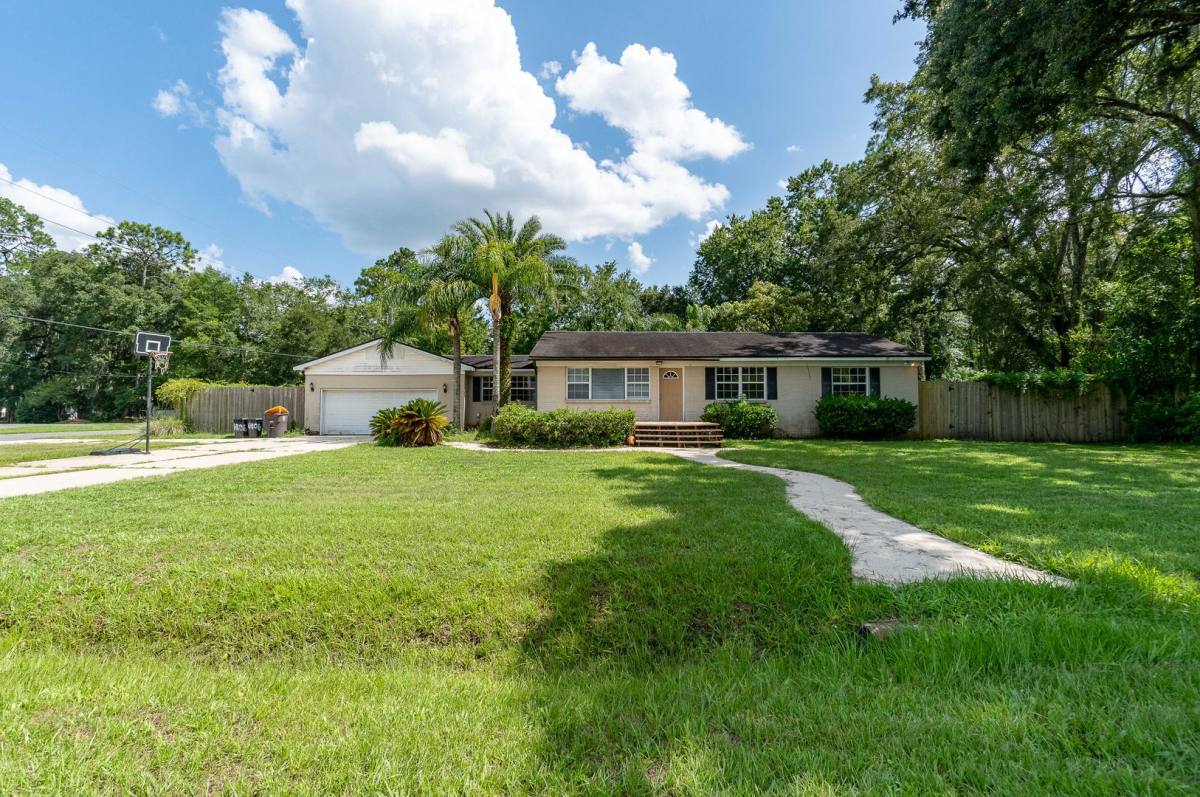 House for rent at 6806 McMullin St, Jacksonville, FL 32210