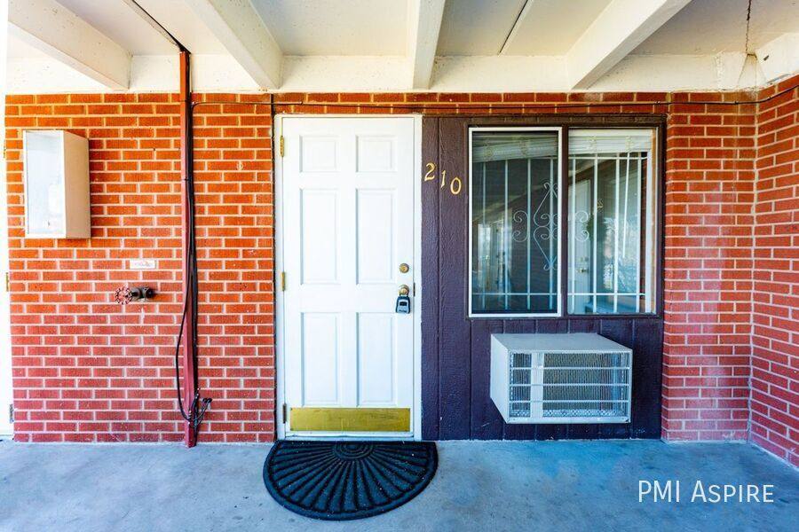 House for rent at 1180 Yosemite St #210, Denver, CO 80220