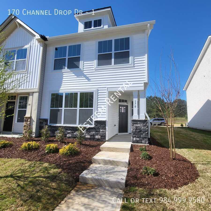 Townhouse for rent at 170 Channel Drop Dr #1, Clayton, NC 27520