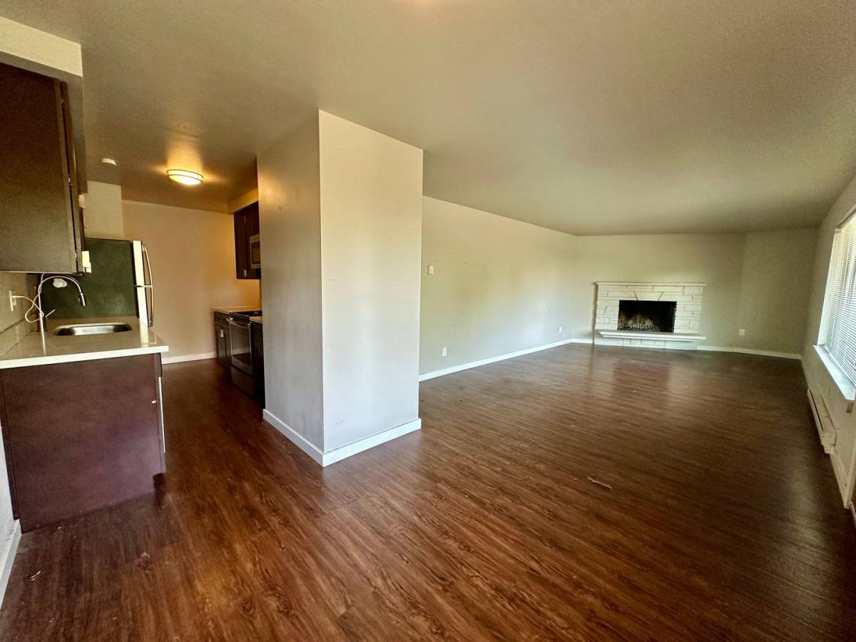 Apartment for rent at 2517 Thorndyke Ave W, Seattle, WA 98199
