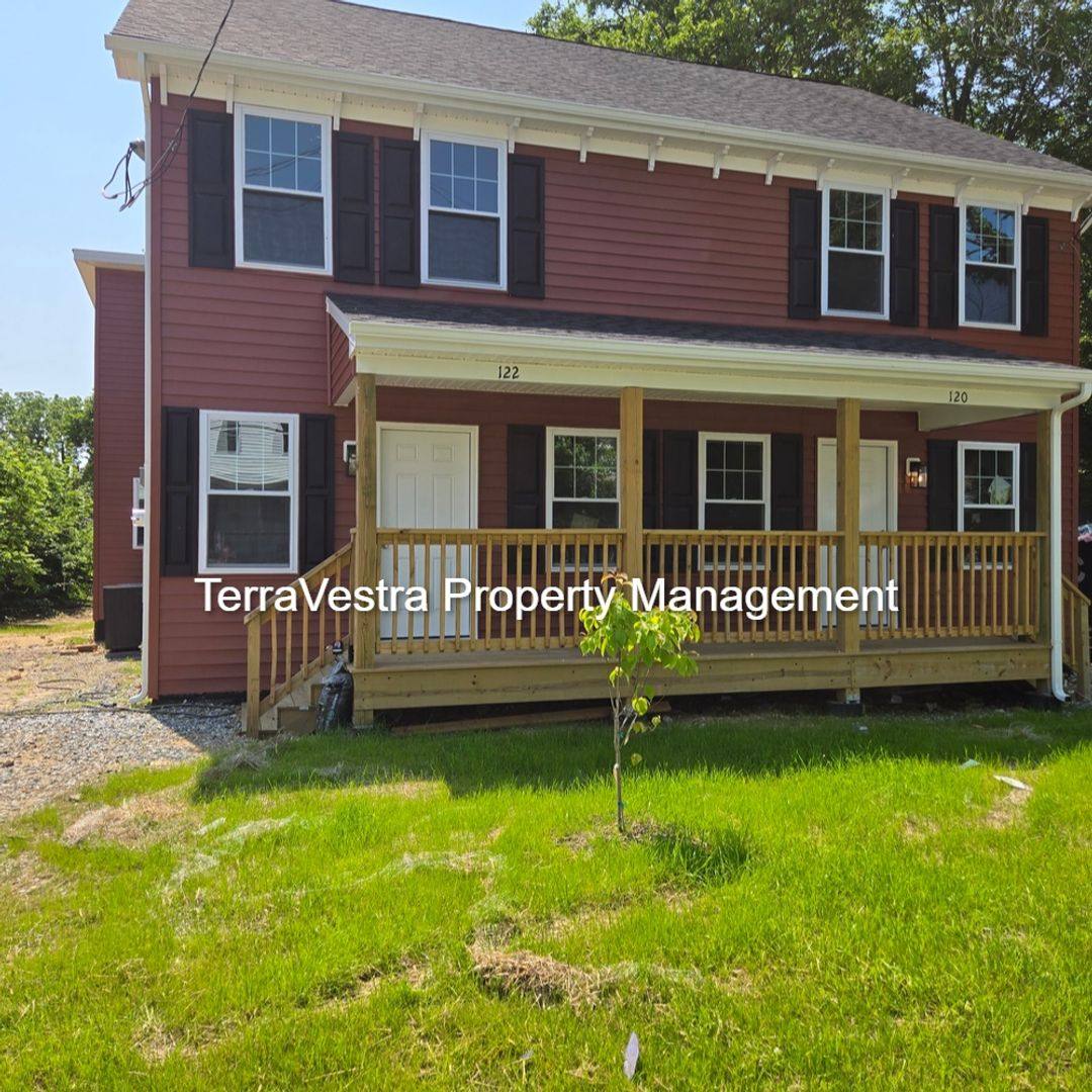 Apartment for rent at 122 S Ave, Bridgeton, NJ 08302
