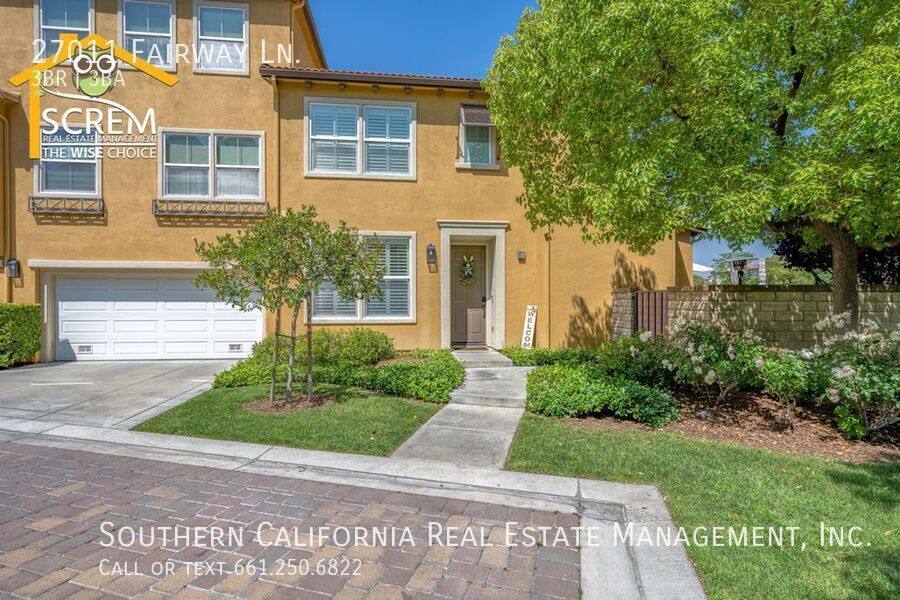 Townhouse for rent at 27011 Fairway Lane, Stevenson Ranch, CA 91381
