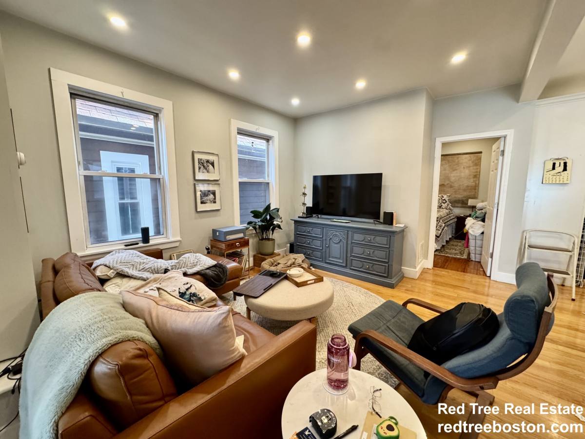 Apartment for rent at 11 Anson St #2, Jamaica Plain, MA 02130