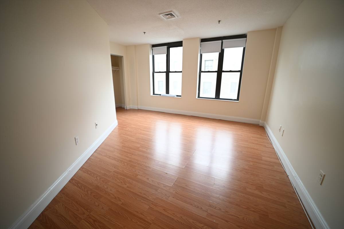Apartment for rent at 1126 Boylston St #406, Boston, MA 02115