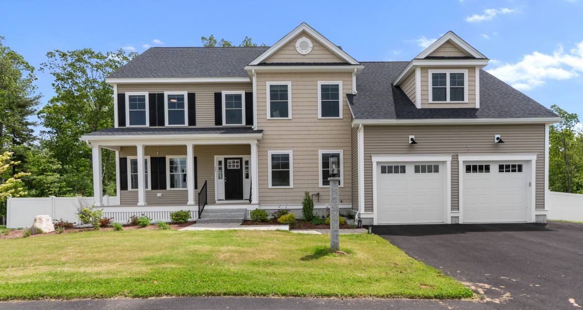 Apartment for rent at 11 Saint Paul Lane, Westford, MA 01886