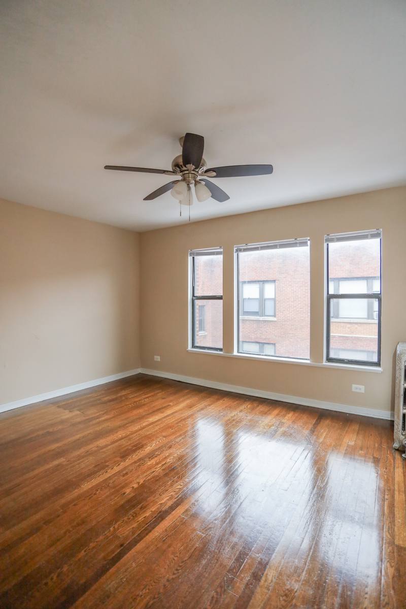 Apartment for rent at 4849 N Magnolia Ave #3W, Chicago, IL 60640