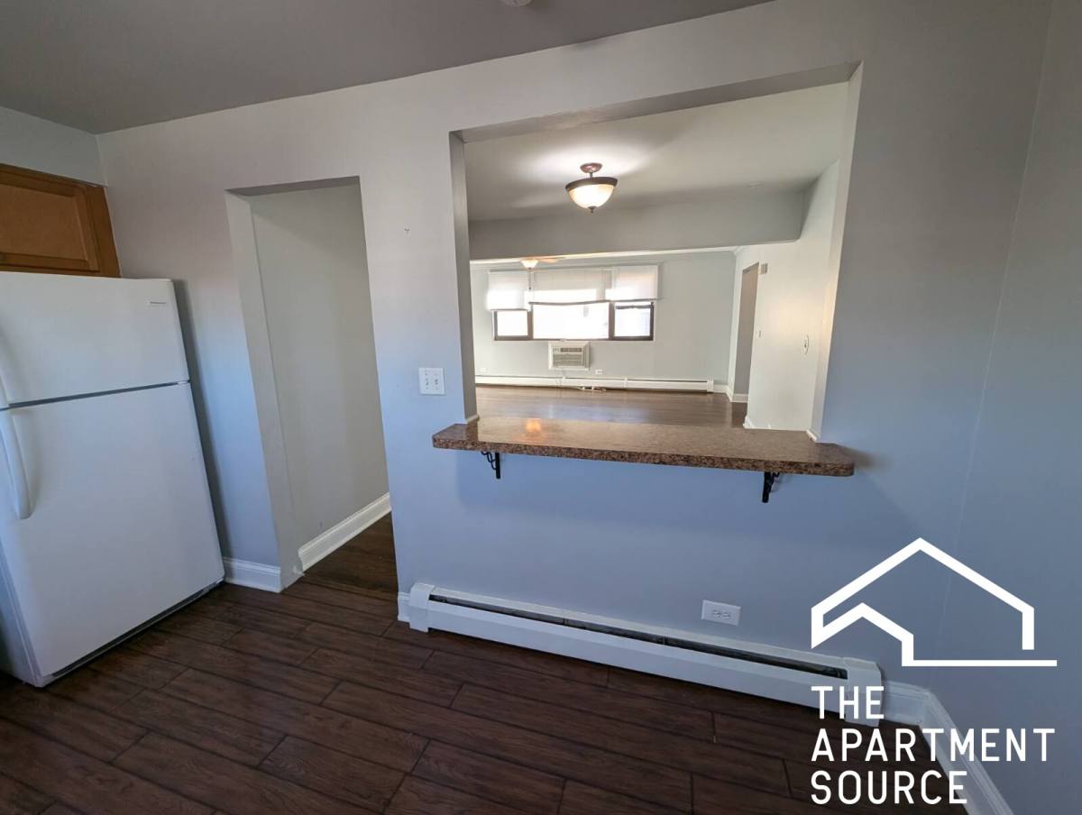 Apartment for rent at 9012 Lamon St #2E, Skokie, IL 60077