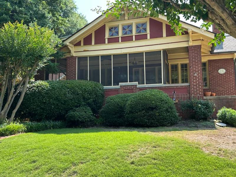 House for rent at 571 Page Ave NE, Atlanta, GA 30307