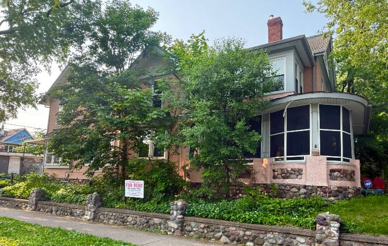 Apartment for rent at 3201 Emerson Ave S #2, Minneapolis, MN 55408