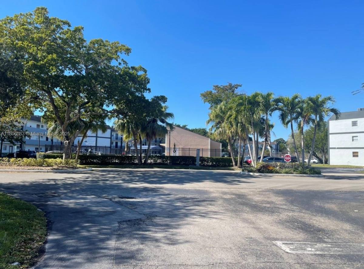Condo for rent at 8301 Sands Point Blvd #S106, Fort Lauderdale, FL 33321
