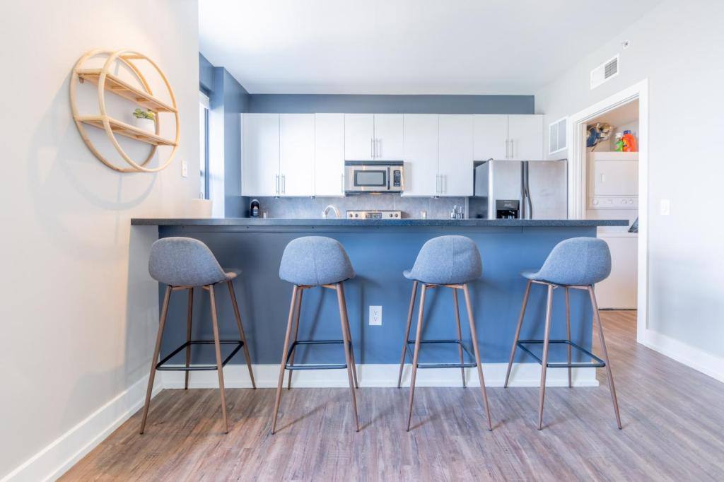 Apartment for rent at 400 Walnut St, Des Moines, IA 50309