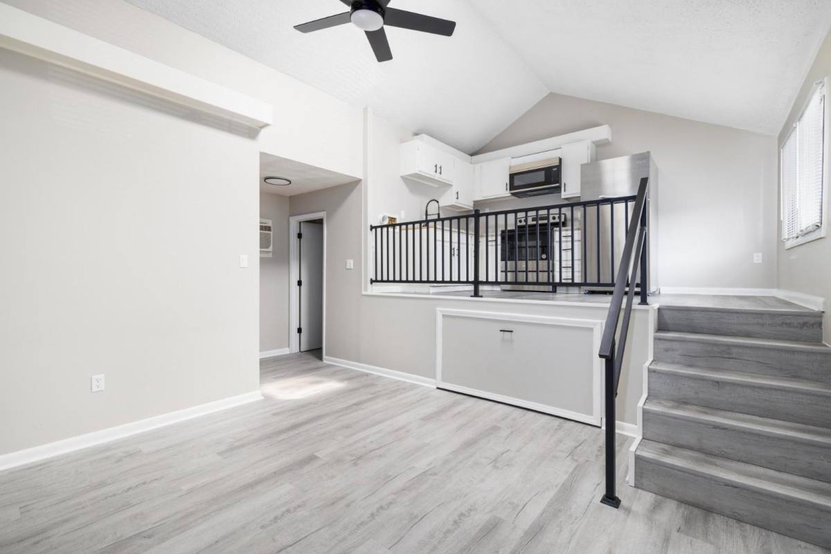 Apartment for rent at 3800 Memorial Blvd #6, Kingsport, TN 37664