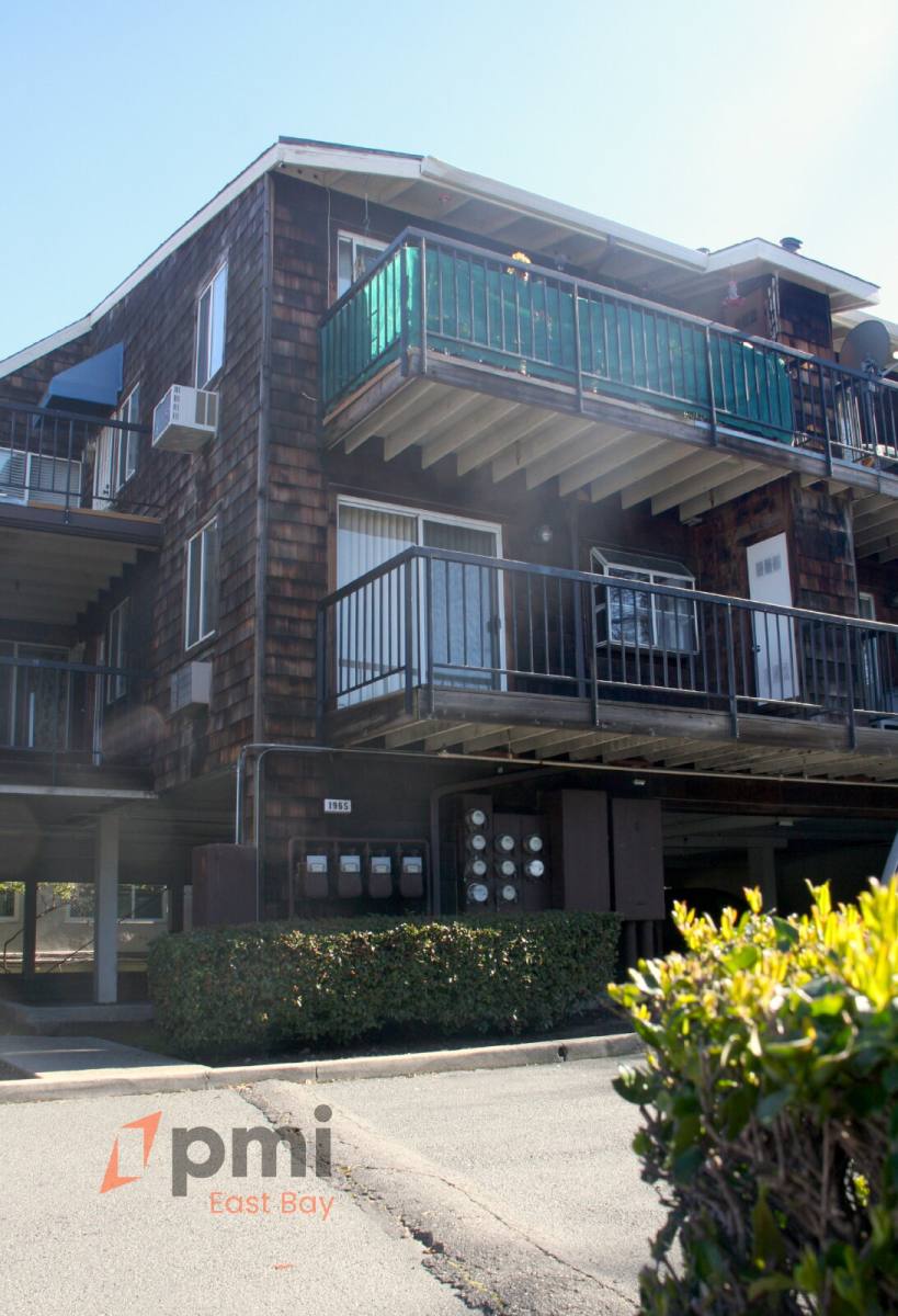 Condo for rent at 1965 Bonifacio St #5, Concord, CA 94520